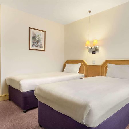 Days Inn By Wyndham Sevenoaks Clacket Lane Westerham Extérieur photo